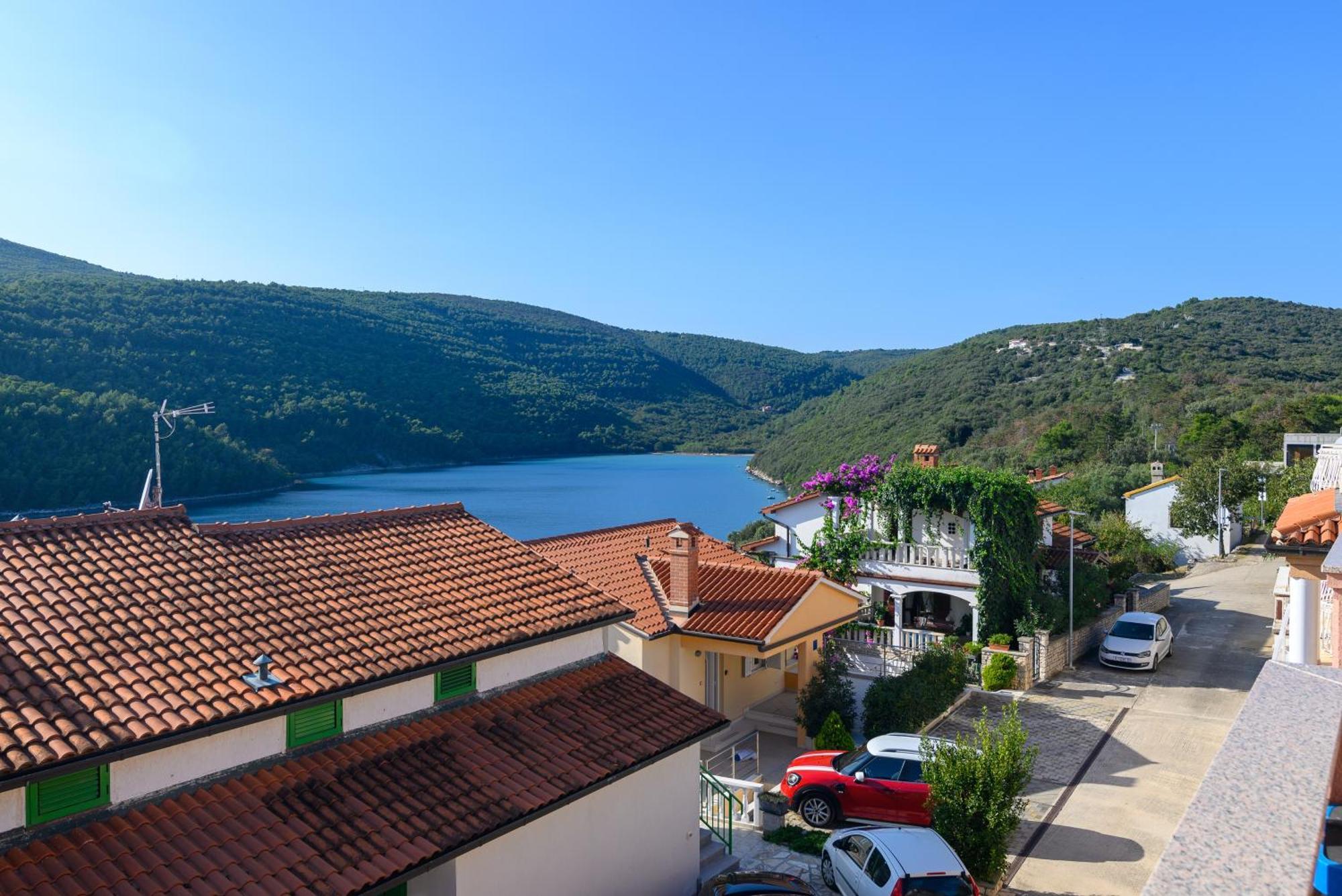 Apartments By The Sea Duga Luka - Prtlog, Labin - 2335 Экстерьер фото